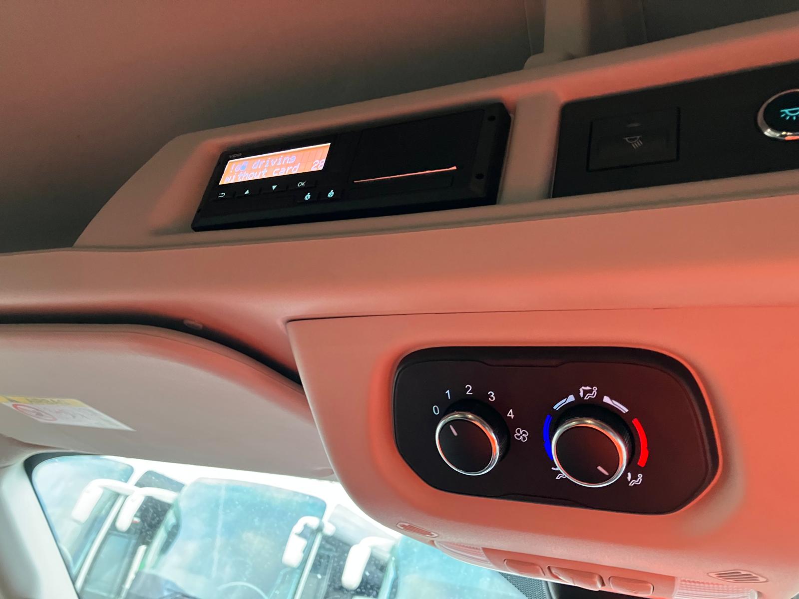 WhatsApp Image 2026-01-07 at 09.10.23 (3)